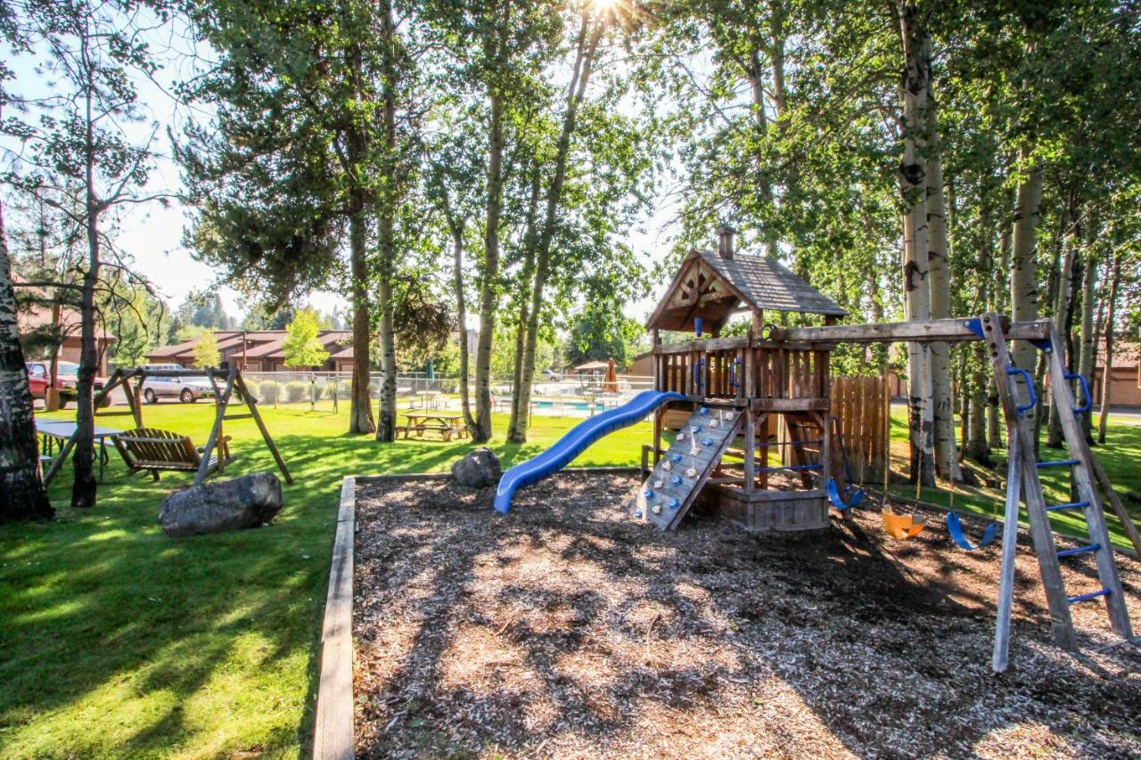 מק'קול Aspen Village 27 מראה חיצוני תמונה