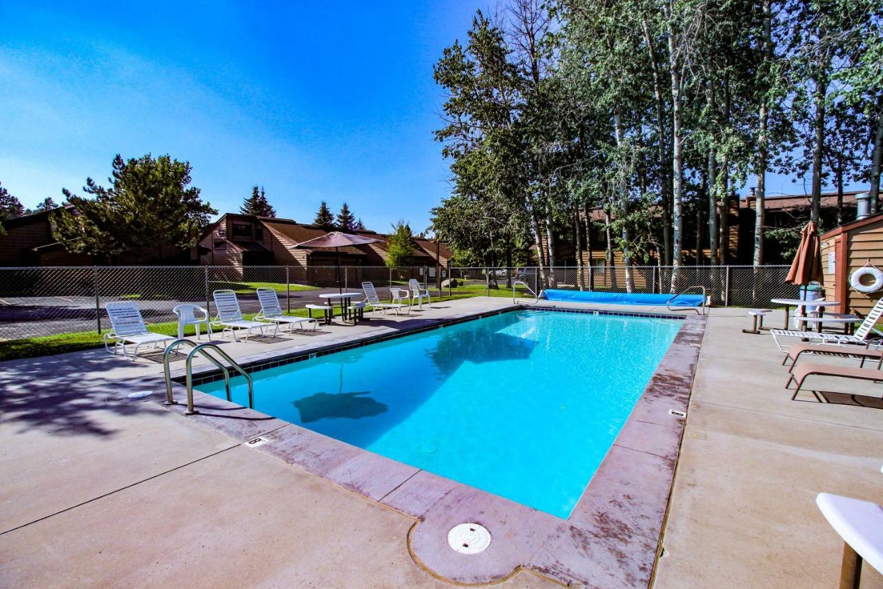 מק'קול Aspen Village 27 מראה חיצוני תמונה